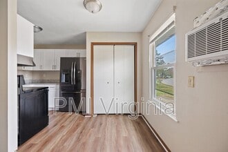 4225 Schooner Trail in Chesapeake, VA - Building Photo - Building Photo