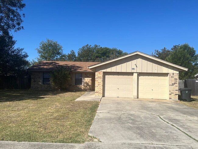 1803 Kangaroo Ave in Killeen, TX - Foto de edificio - Building Photo