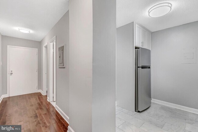 1301 20th St NW-Unit -915 in Washington, DC - Building Photo - Building Photo