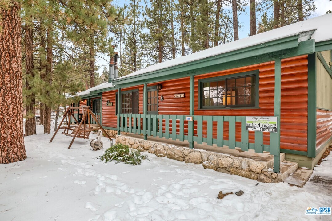 41869 Brownie ln in Big Bear Lake, CA - Building Photo