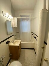 1693 Commonwealth Ave, Unit #1687 - 16 in Boston, MA - Foto de edificio - Building Photo