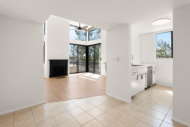 property at 5401 Rhodes Ave