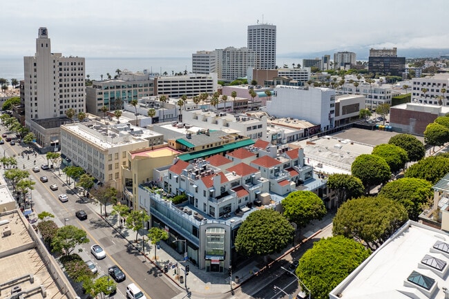 1358 4th St in Santa Monica, CA - Building Photo - Building Photo