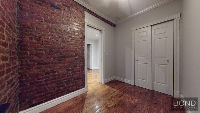416 E 13th St in New York, NY - Building Photo - Building Photo