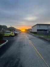13712 SW 169th Ln in Miami, FL - Building Photo - Building Photo