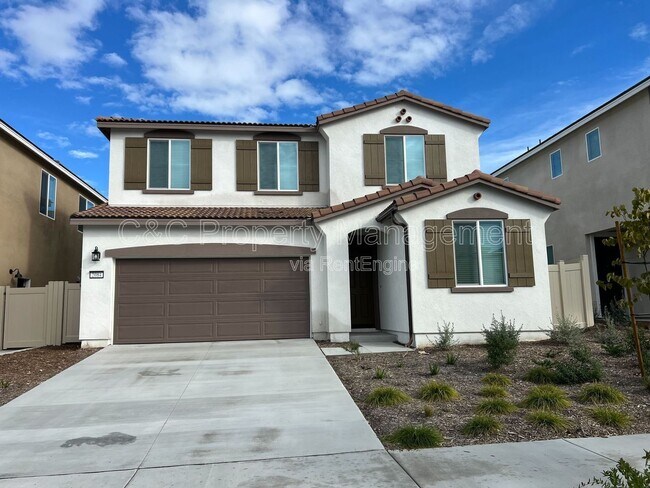 property at 2084 Mandarin Ln