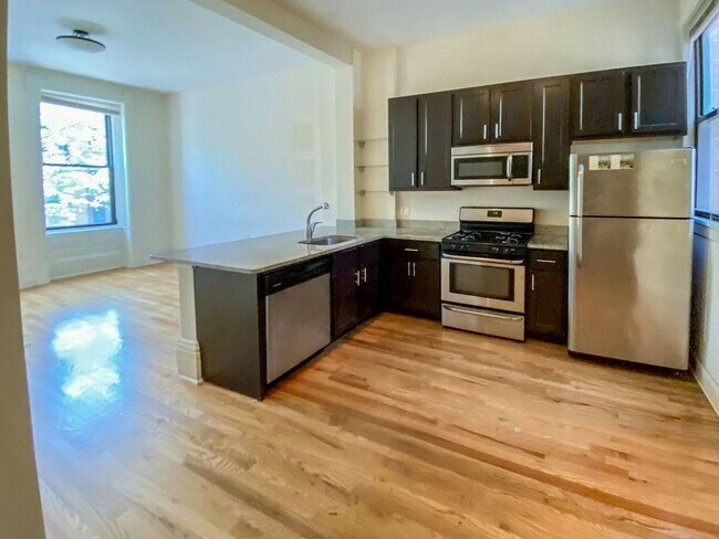 property at 2954.2 N Racine Ave