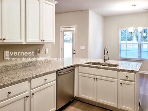 1484 Arbor Pl Dr in Morrow, GA - Building Photo - Building Photo