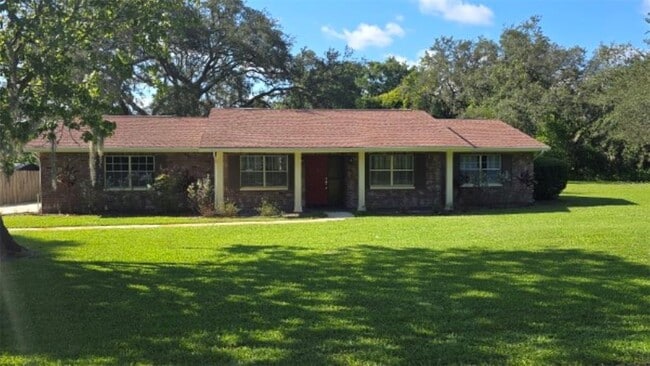 property at 1908 N Village Ave