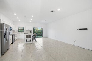 816 NW 3rd Ter in Pompano Beach, FL - Building Photo