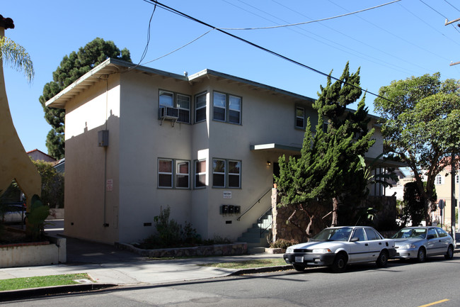 537-543 Ximeno Ave in Long Beach, CA - Building Photo - Building Photo