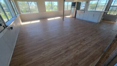 12018 Sandpiper Rd in Angleton, TX - Building Photo - Building Photo