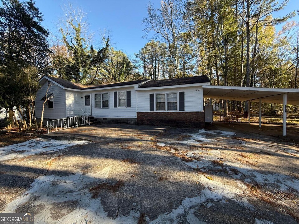 14661 Veterans Memorial Hwy in Villa Rica, GA - Building Photo