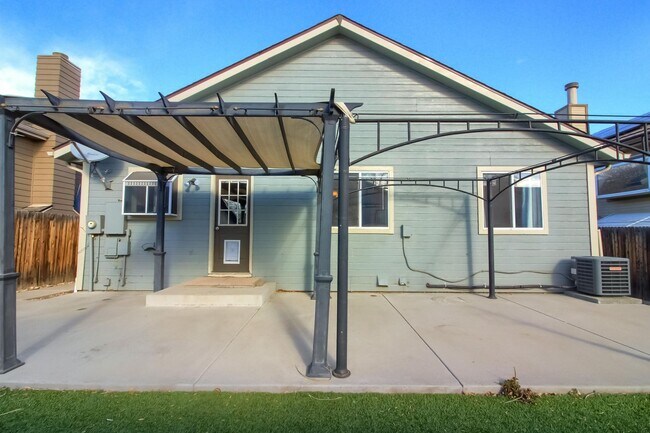 property at 3884 W 63rd Pl