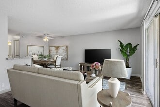 Casa Monterey Apartments in Spring Valley, CA - Building Photo - Building Photo