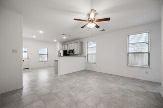 23114 True Fortune Dr in Katy, TX - Foto de edificio - Building Photo