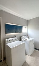 719 N Dekalb St in Philadelphia, PA - Building Photo - Building Photo