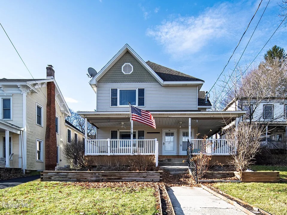 19 S Main St, Unit B in Voorheesville, NY - Building Photo