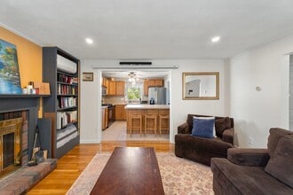 203 Linwood St in Lynn, MA - Building Photo - Building Photo