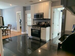 1778 Commonwealth Ave in Boston, MA - Building Photo - Building Photo