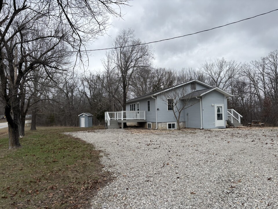 25612 MO-413 in Galena, MO - Building Photo