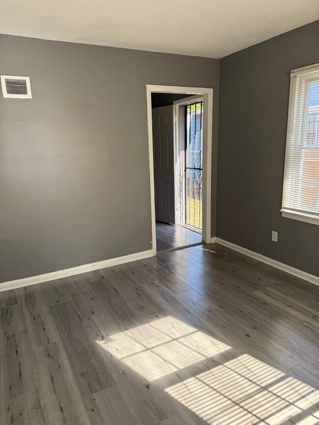 3394 Pine Ridge Ln, Unit 1530 Hamilton st in Memphis, TN - Foto de edificio - Building Photo