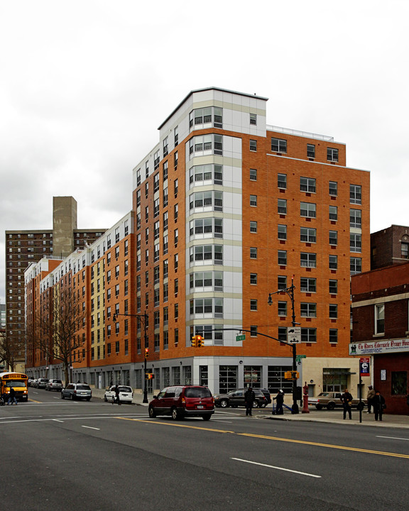 Courtlandt Corners II in Bronx, NY - Building Photo