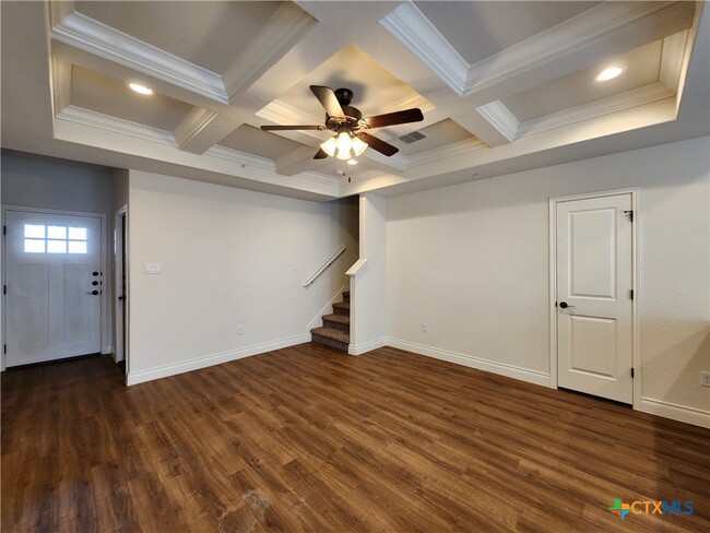 326 Untermaier St in Canyon Lake, TX - Building Photo - Building Photo