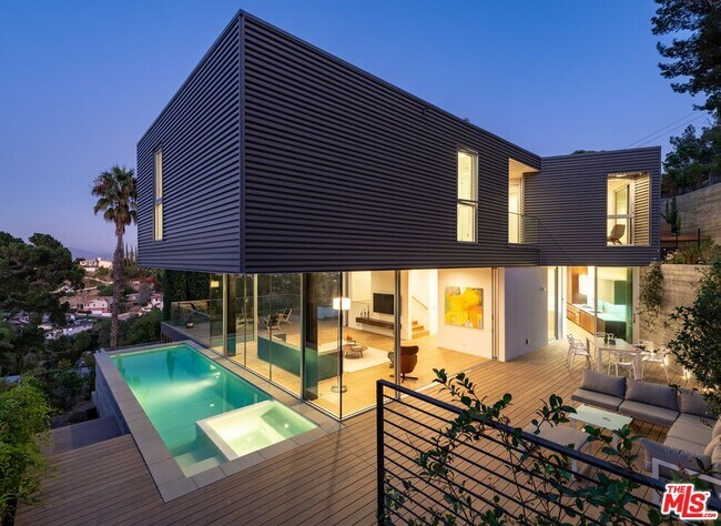 property at 3925 Murietta Ave