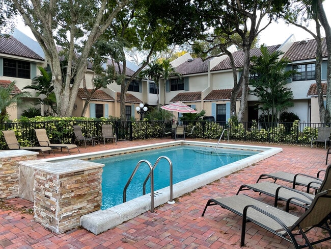 property at 810 SE 2nd St