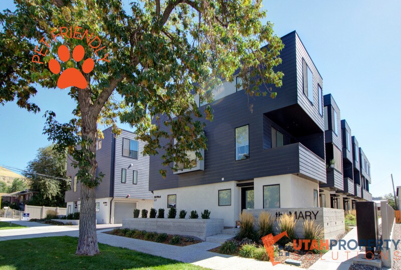 351 W 800 N in Salt Lake City, UT - Building Photo