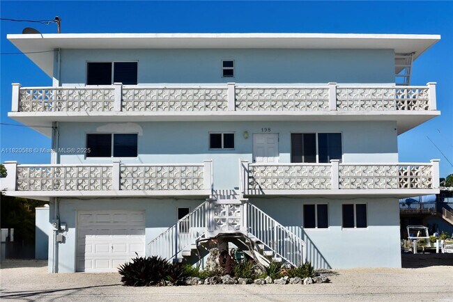 property at 198 Gulfview Dr