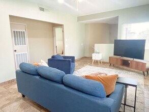 101 N 7th St in Phoenix, AZ - Foto de edificio - Building Photo