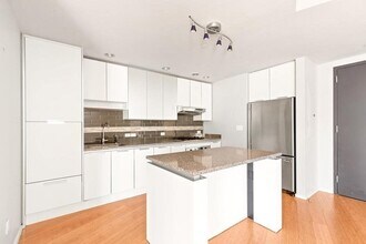 141 Dorchester Ave, Unit 318 in Boston, MA - Building Photo - Building Photo