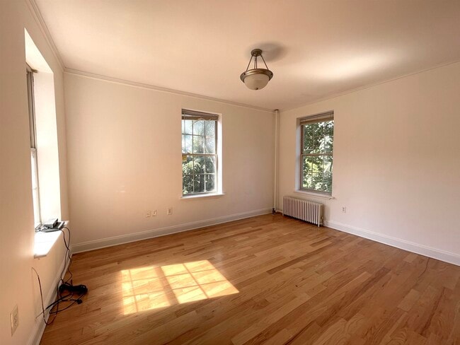 property at 2677 John F. Kennedy Blvd