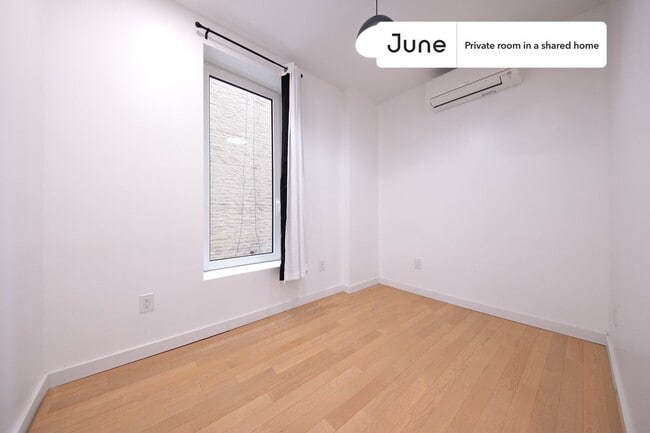 property at 624 E 17th St