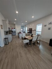 21106 Armstrong County Dr in Cypress, TX - Foto de edificio - Building Photo