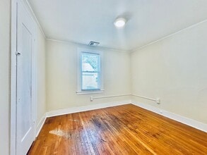 179 Bradley St-Unit -179-2 in New Haven, CT - Foto de edificio - Building Photo