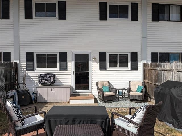 property at 182 Plaistow Rd