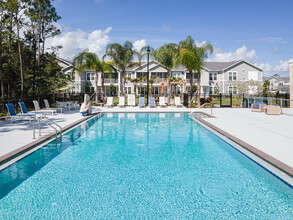 Springs At Port Orange in Port Orange, FL - Foto de edificio - Building Photo