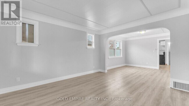 908 Trafalgar St in London, ON - Building Photo - Building Photo