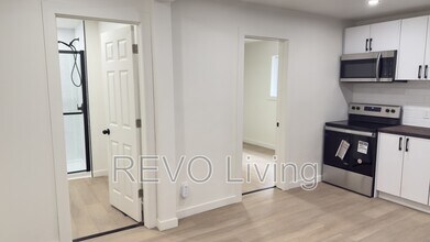 137 Oakdale Ave in St Catharines, ON - Building Photo - Building Photo