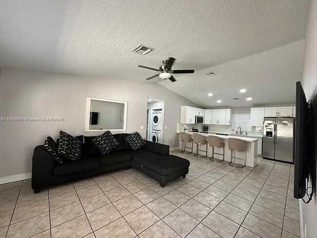 property at 1840 Jefferson St