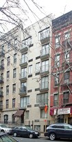 221 E 82nd St Apartamentos