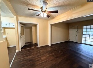 733 Arizona Ave in Wake Village, TX - Building Photo - Building Photo