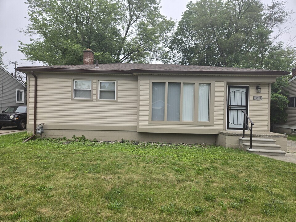 19514 Woodbine St in Detroit, MI - Building Photo
