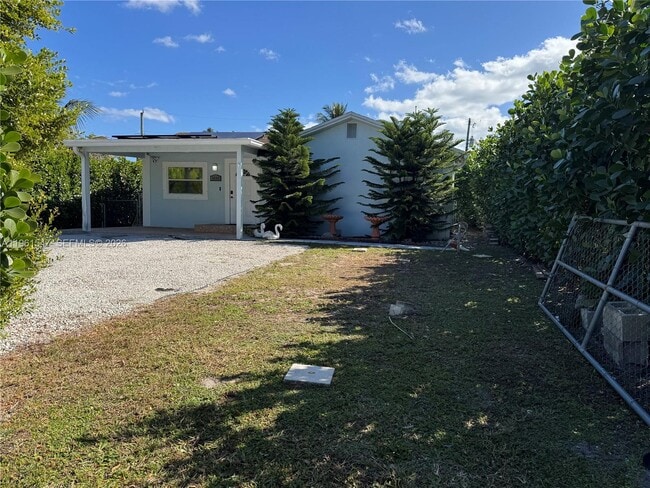 1020 Filer Rd in Lake Worth Beach, FL - Building Photo - Building Photo