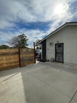 230 Dalewood Ave, Unit 230 Dalewood B in Rialto, CA - Building Photo