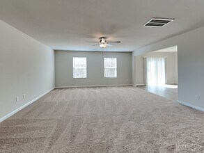 150 Parkers Gate Dr in Youngsville, NC - Building Photo - Building Photo