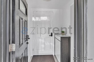 1387 Goettingen St in San Francisco, CA - Building Photo - Building Photo